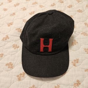 Hurley hat with Red H